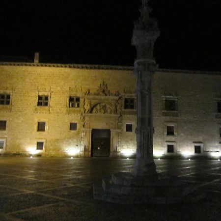El Refugio De Don Miguel Hotel Penaranda de Duero Exterior photo